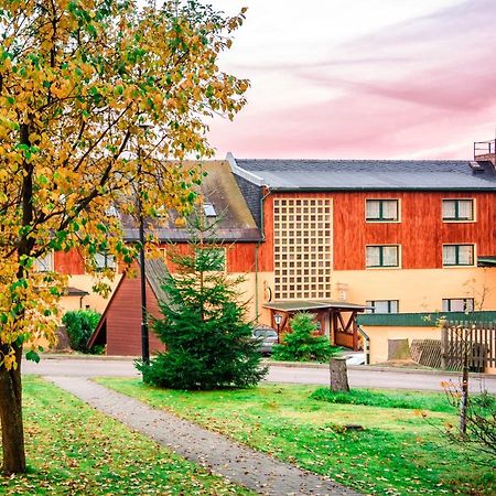 Ferienhotel Goldhuebel Neuhausen  Buitenkant foto