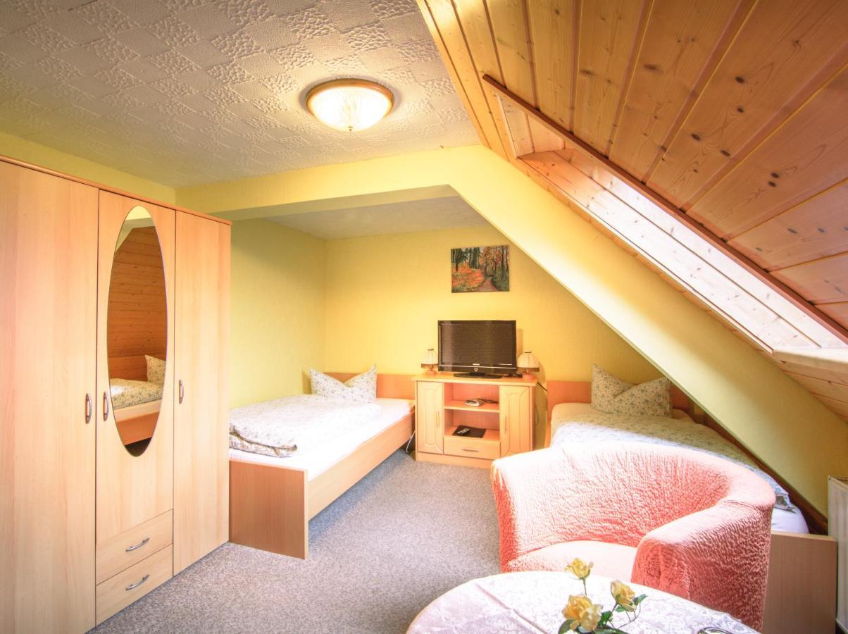 Ferienhotel Goldhuebel Neuhausen  Buitenkant foto